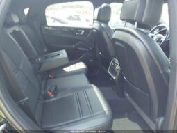 
										2021 Porsche Cayenne full									