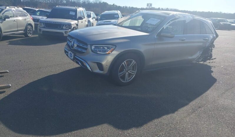 
								2021 Mercedes-benz Glc 300 full									