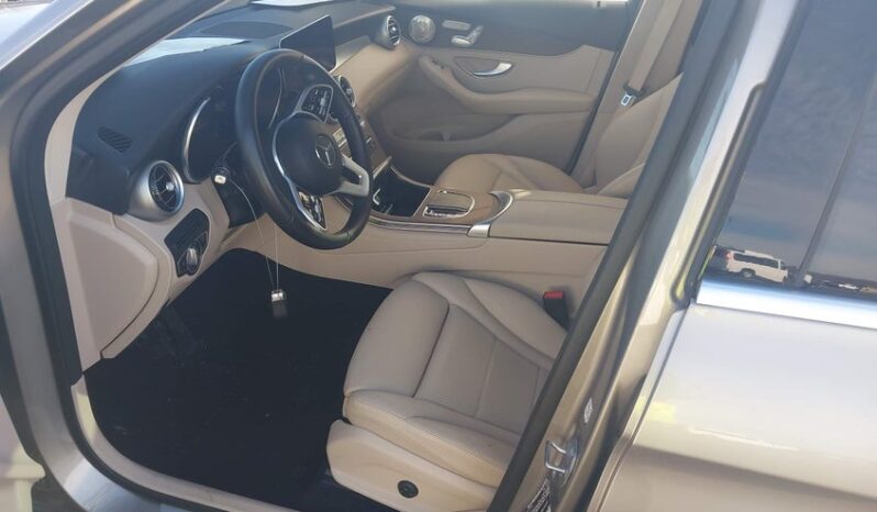 
								2021 Mercedes-benz Glc 300 full									