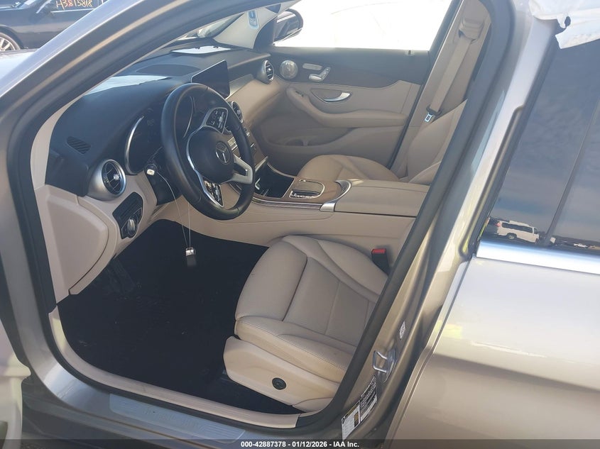 2021 Mercedes-benz Glc 300