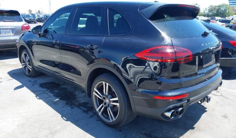 
								2015 Porsche Cayenne full									