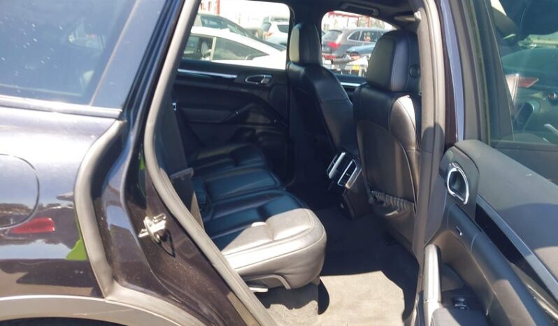 
								2015 Porsche Cayenne full									