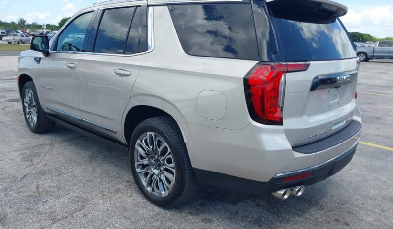 
								2023 Gmc Yukon full									