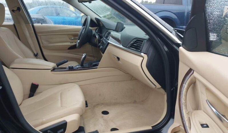
								2015 BMW 3 series full									