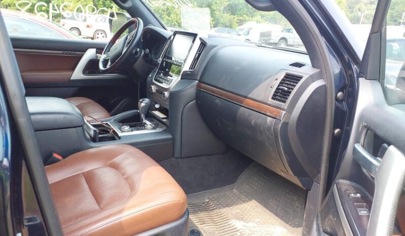 
								2019 Toyota Land cruiser full									