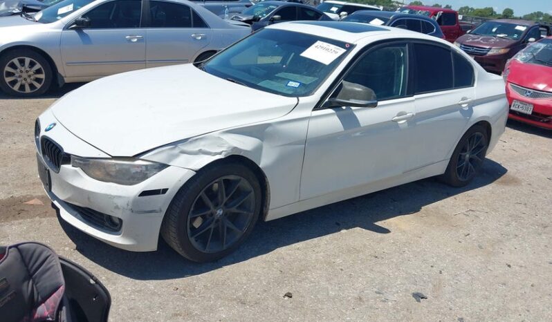 
								2013 BMW 3 series full									