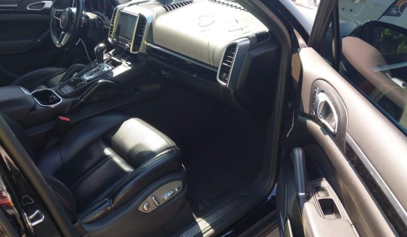 
								2018 Porsche Cayenne full									