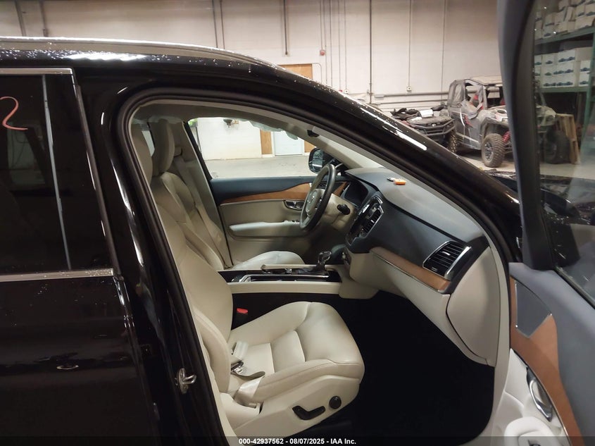 2022 Volvo Xc90
