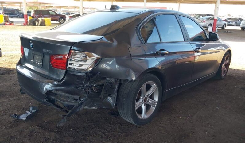 
								2014 BMW 3 series full									