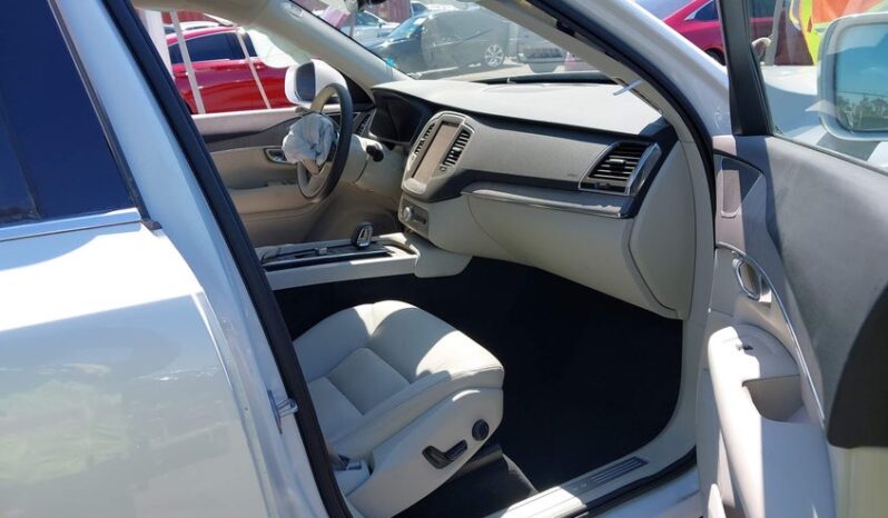 
								2025 Volvo Xc90 full									
