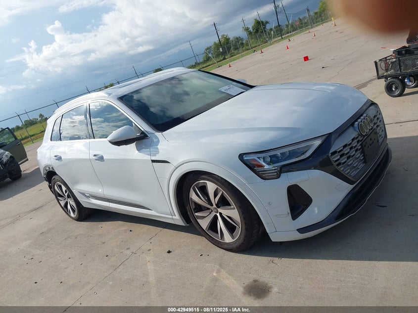 2024 Audi Q8