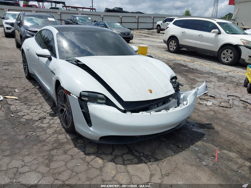 2022 Porsche Taycan