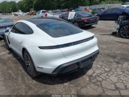 
										2022 Porsche Taycan full									