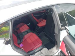 
										2022 Porsche Taycan full									