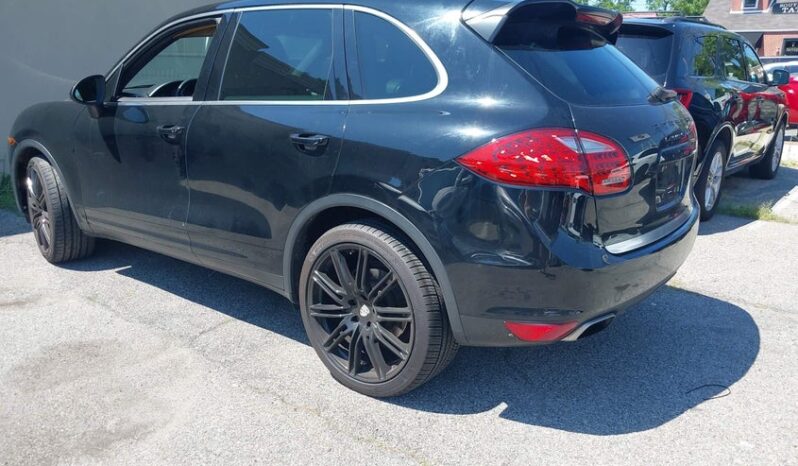 
								2012 Porsche Cayenne full									