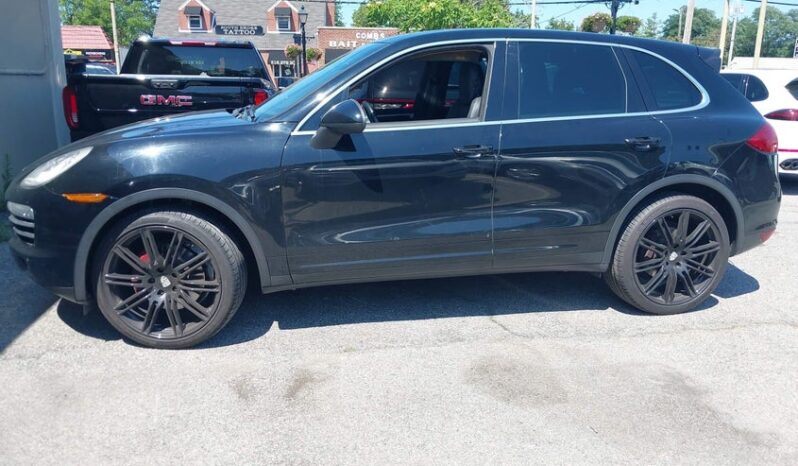 
								2012 Porsche Cayenne full									