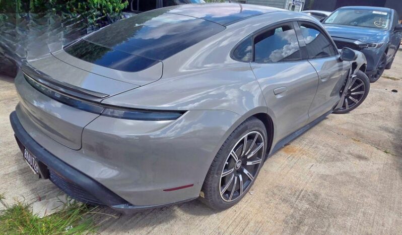 
								2021 Porsche Taycan full									