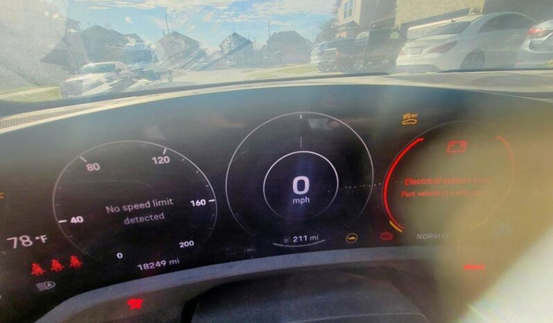 
								2021 Porsche Taycan full									