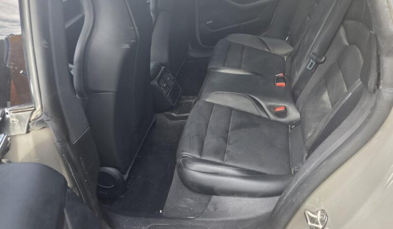 
								2021 Porsche Taycan full									