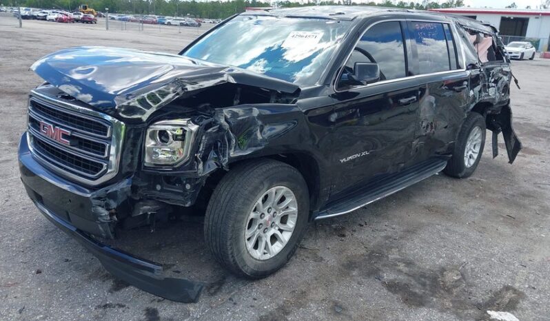 
								2019 Gmc Yukon full									