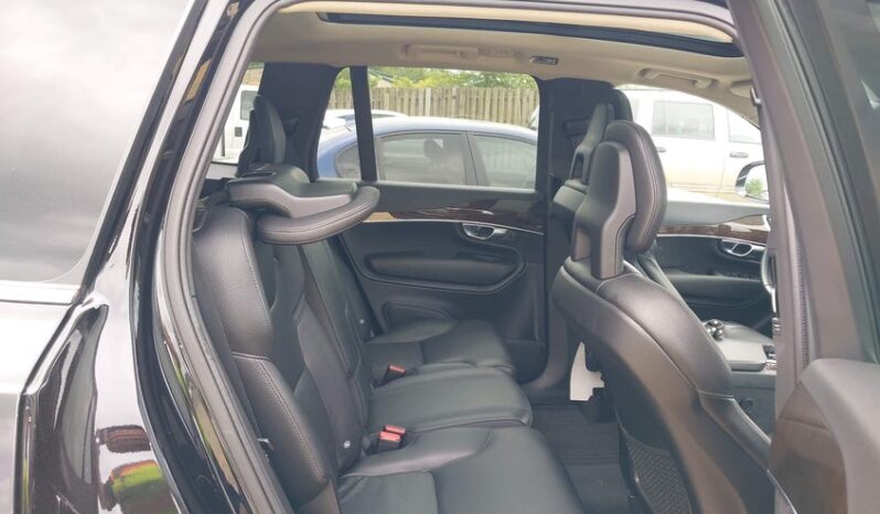 
								2017 Volvo Xc90 full									