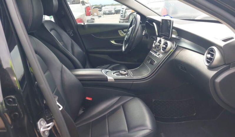
								2017 Mercedes-benz C 300 full									
