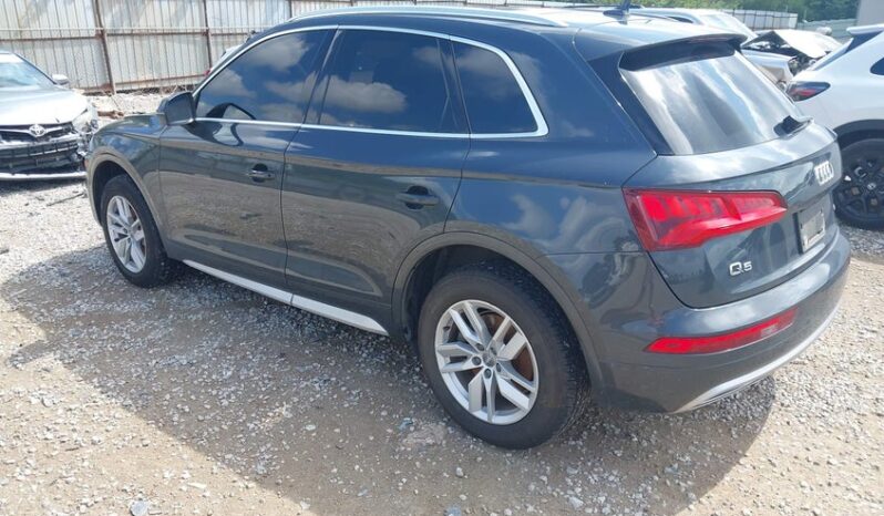 
								2020 Audi Q5 full									