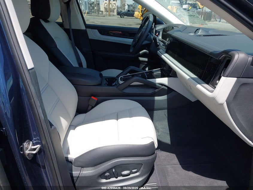 2025 Porsche Cayenne