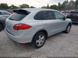 
										2013 Porsche Cayenne full									
