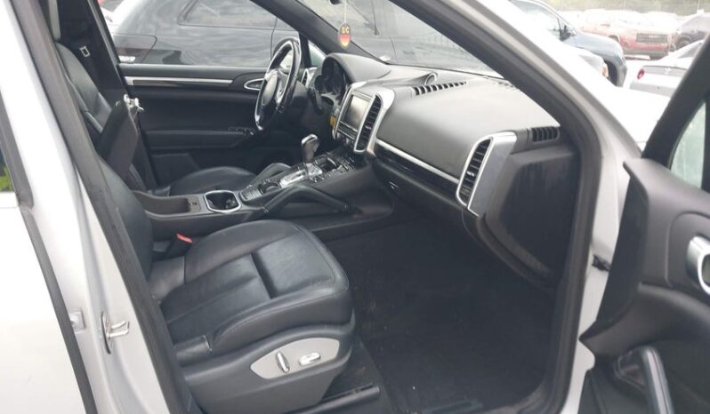 
								2013 Porsche Cayenne full									