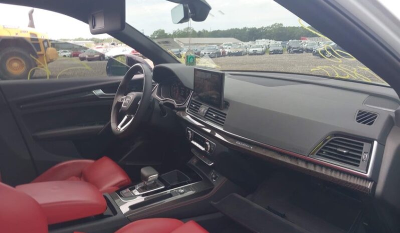 
								2024 Audi Sq5 full									