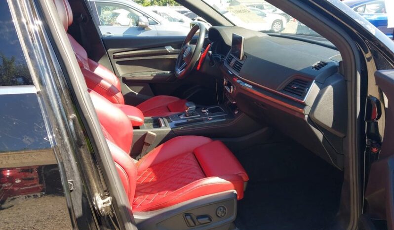 
								2019 Audi Sq5 full									