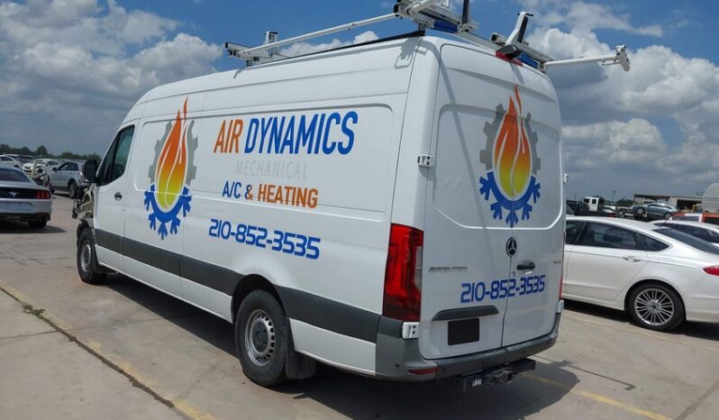 
								2022 Mercedes-benz Sprinter full									