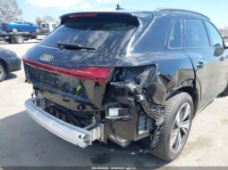
										2024 Audi Q8 full									
