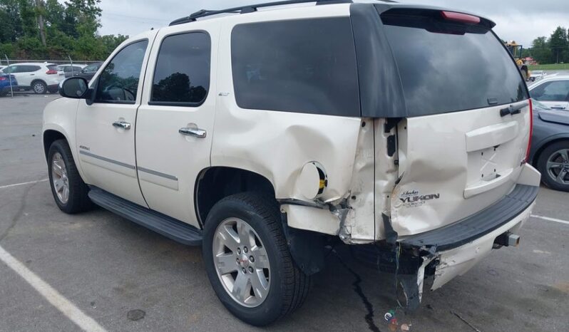 
								2013 Gmc Yukon full									
