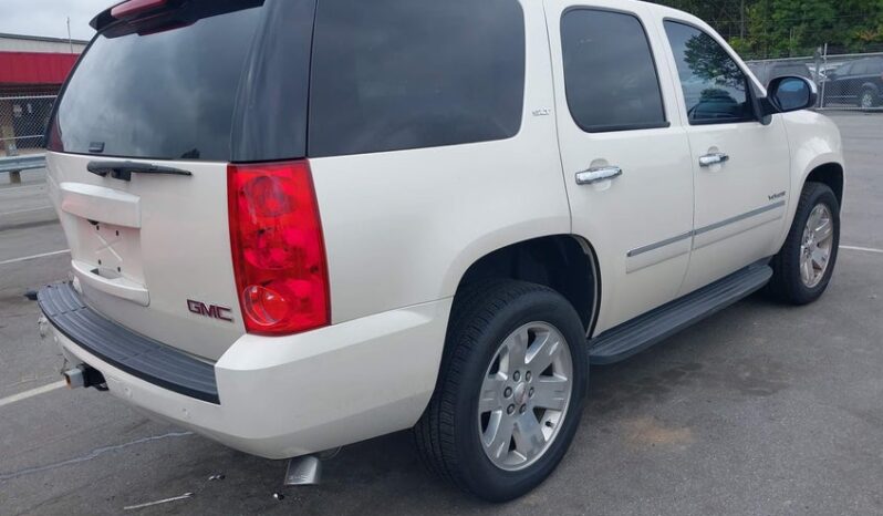 
								2013 Gmc Yukon full									