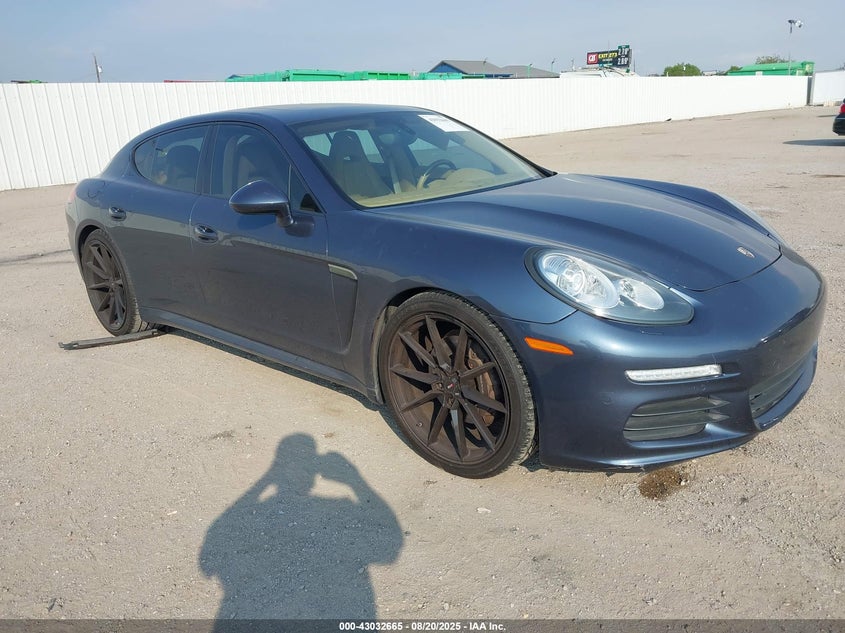 2015 Porsche Panamera