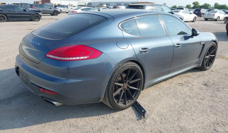 
								2015 Porsche Panamera full									