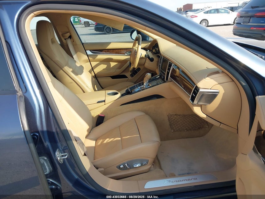 2015 Porsche Panamera