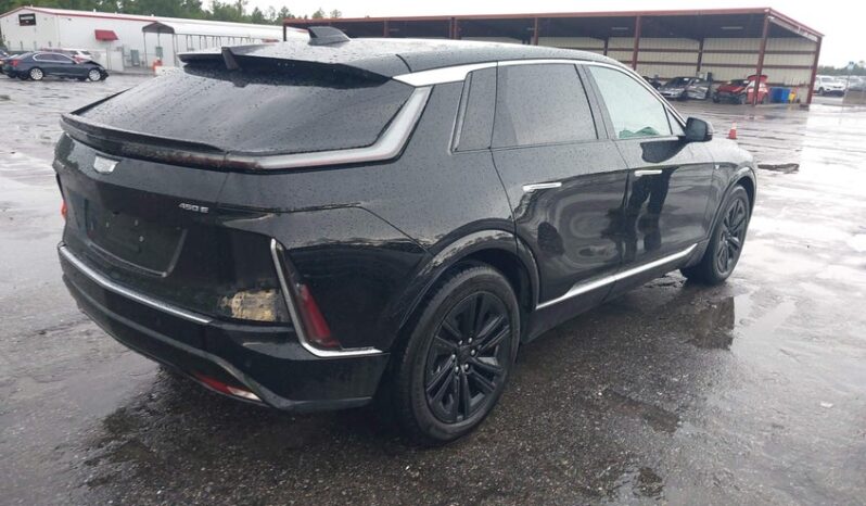 
								2024 Cadillac Lyriq full									