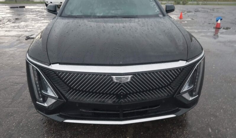 
								2024 Cadillac Lyriq full									
