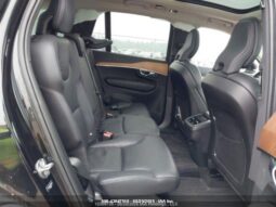 
										2022 Volvo Xc90 full									