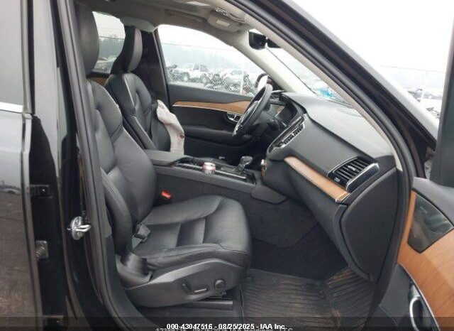 
								2022 Volvo Xc90 full									