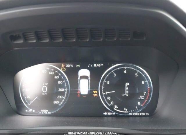 
								2022 Volvo Xc90 full									