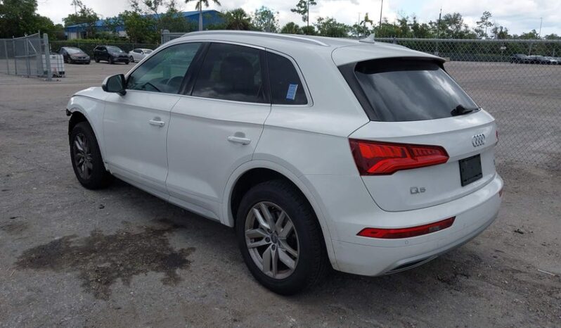 
								2018 Audi Q5 full									