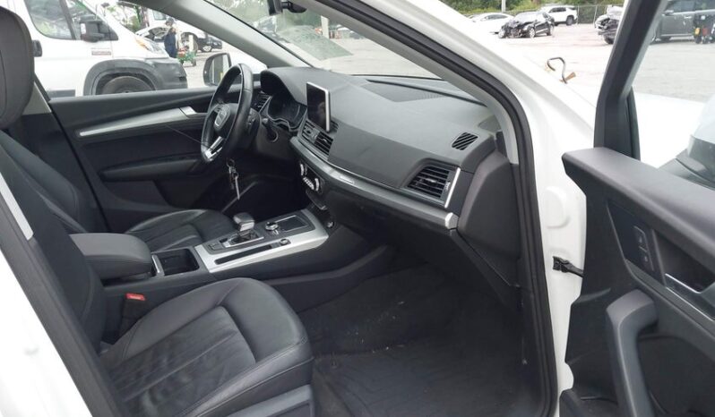 
								2018 Audi Q5 full									