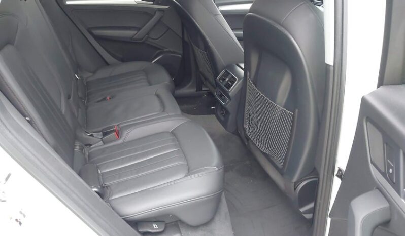 
								2018 Audi Q5 full									