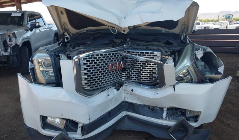 
								2016 Gmc Yukon full									