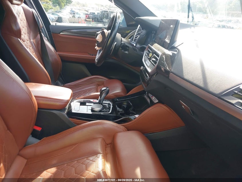 2022 BMW X4