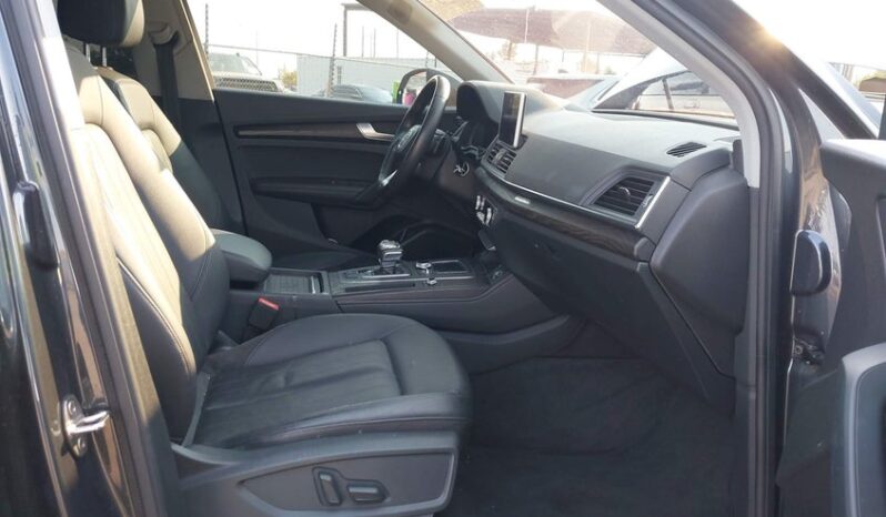 
								2020 Audi Q5 full									